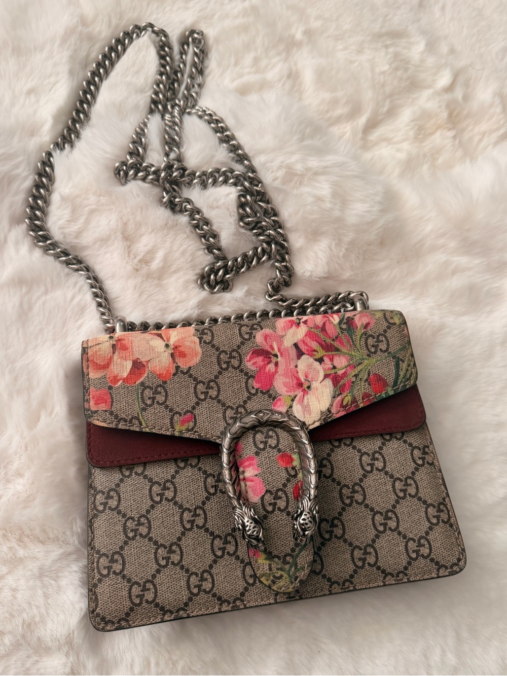 Gucci GG Supreme Floral Crossbody in Beige with Pink/Burgundy Accents